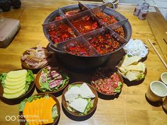 -白乐天毛肚火锅馆(南滨路店)