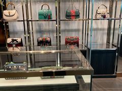 -Gucci(首创奥特莱斯店)