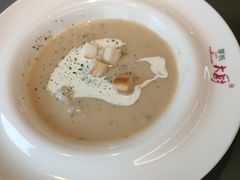 石斑鱼粒蘑菇忌廉汤-美森西餐厅(曙光大道店)