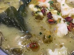 -周鱼小馆石锅酸菜鱼(活力汇店)