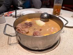 -肥仔文澳门猪骨煲(南京西路店)