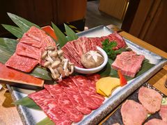 -炼火烤肉店