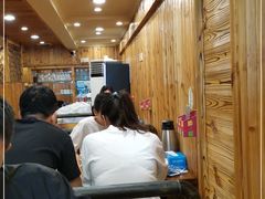 -老东镇啤酒屋海鲜加工·蒸汽海鲜·海鲜烧烤(台东店)