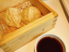 -赶海部落海鲜城(海阳路店)