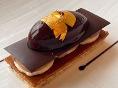 香蕉巧克力伴榛子杏仁脆饼配可可雪芭-Caprice(香港四季酒店)