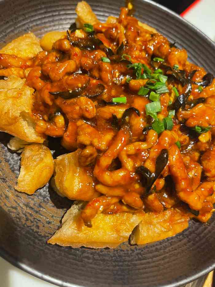 新白鹿餐厅(第一百货店)-"蛋黄鸡翅和什么肥牛很好