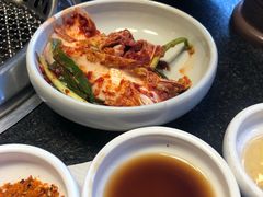 -草家酱蟹炭火烤肉店(珲春南路一店)