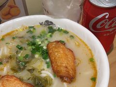 -凯峰鱼汤米线(金利達店)