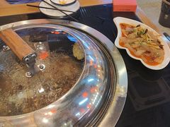 -炖四方东北铁锅炖·烧烤小龙虾(中豪国际店)