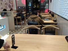 大堂-顾一碗馄饨·烧麦(儿童医学中心店)