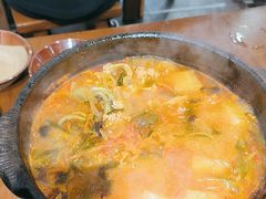 -黔有有贵州酸汤夺夺粉火锅(五味十字店)