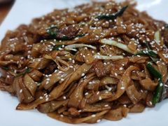 干炒牛河-南记食粥坊·宵夜大排档(莲花总店)
