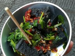 -黑色经典臭豆腐·湖南特产(坡子街店)