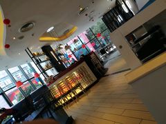 -必胜客(武汉欢乐谷店)