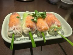 -大头虾越式风味餐厅(光明广场店)