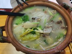 土锅老鸭笋干米线-陳生記米线·始于1989(武林店)