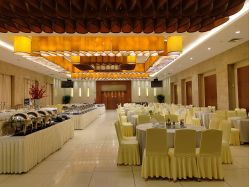 -华东饭店·园林式婚礼宴会厅酒店