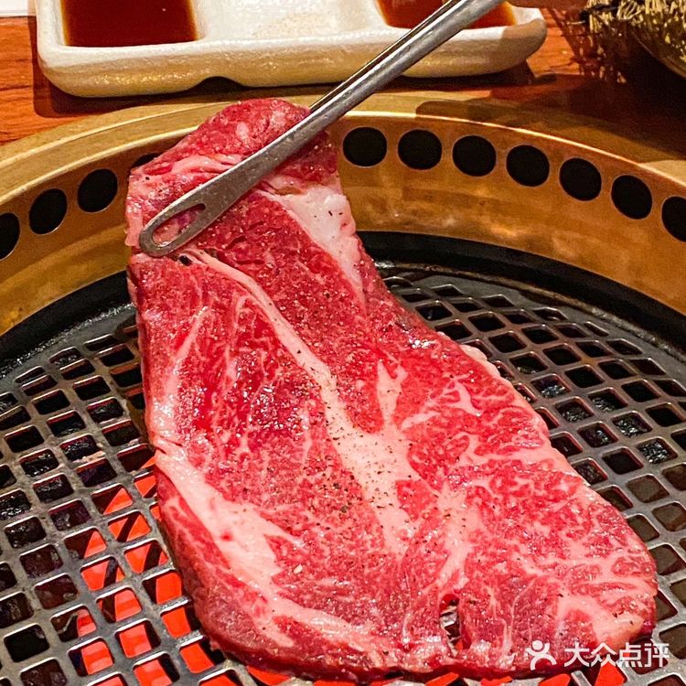 成都氛围感💯的烧肉！！！！女朋友都说好……