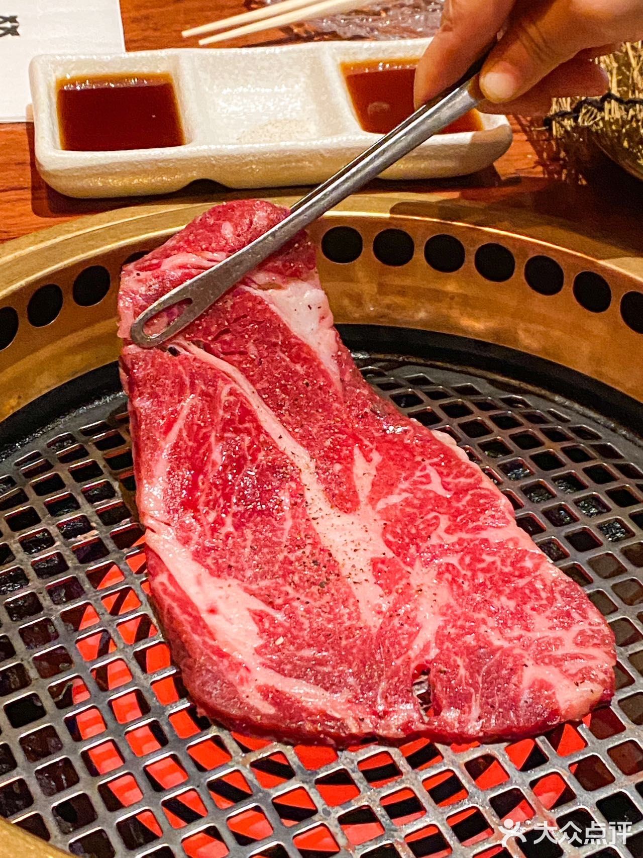 成都氛围感💯的烧肉！！！！女朋友都说好……