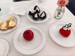 -罗红摄影艺术馆