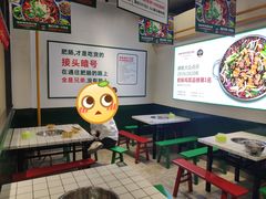 -晓彭肥肠鸡·泡椒鸡火锅(水木天地店)