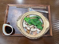 香菇滑鸡煲仔饭-岭禾南煲仔饭(中洲购物中心店)