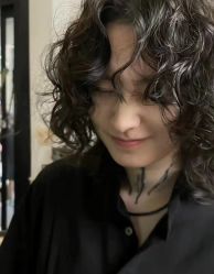 -Fr美发沙龙
