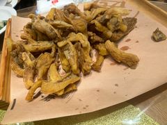 -关东小磨东北菜(上海长风大悦城店)