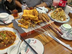 -亿牌牌东北烧烤(怀特店)