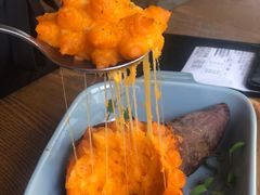 -蜜桃餐厅·伴山(湖滨商业街店)