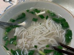 云南汆肉米线-粉八·云南米线·建水烧烤(常熟路店)