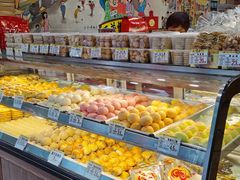 面包甜点陈列柜-赞记龙凤礼饼(广州市二宫向群宾馆店)