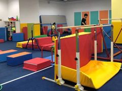 -蜩动儿童运动成长馆(恒生万鹂广场店)