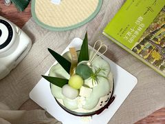 -花花卷卷·鲜食蛋糕(泉屋店)