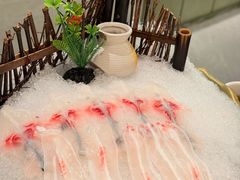 -得意咚瓜·顺德鱼生·冬瓜火锅(深圳首店)