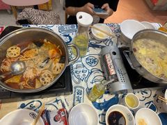-松哥油焖大虾.小龙虾.黑鸭煲(海岸城店)