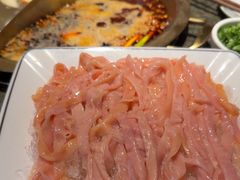 -小天鹅火锅·一线江景洪鼎旗舰店(洪崖洞店)