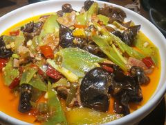 -九锅一堂酸菜鱼(新南凯德直营店)