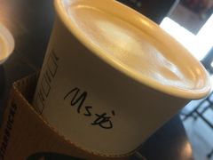 馥芮白-星巴克(北京南站2B检票口)