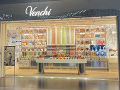 -VENCHI 闻绮(上海佛罗伦萨小镇店)