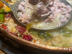 -洱火云南酸菜牛肉火锅(石景山当代商城店)