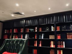 -上海锦江汤臣洲际大酒店柒酒廊