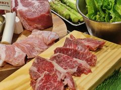 -唯成•韩国炭火烤肉 유성고기