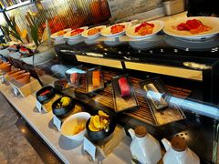 -锦厨国际自助餐厅 · 云端景观 (昆明索菲特大酒店)