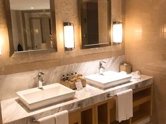 -上海中航虹桥机场泊悦酒店