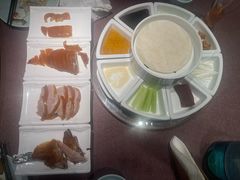 鸭腿-羲和雅苑•北京烤鸭(乐园道万象城店)