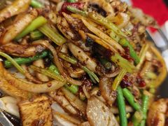 -侬佳蒸菜馆(听潮店)