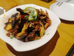 -隔壁老王·家常云南菜(花巷店)