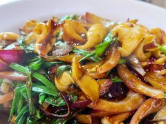 三八酱炒鱿鱼-老巴刹新加坡餐厅