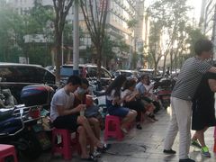 -马路边边麻辣烫联盟路店